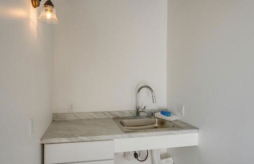 Mountain Views Minimalist California Studio - Foto 7