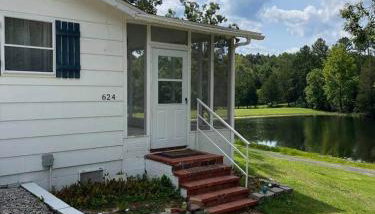 Lakefront Retreat - Sleeps 8 - 1 Hr from STL - Foto 3