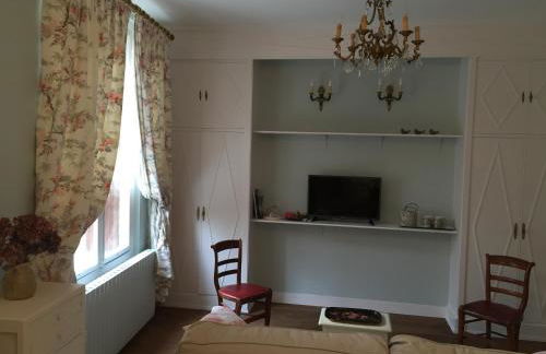 Loire Valley Medieval Getaway - Photo 49