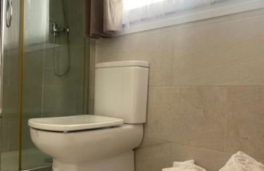 APARTAMENTO NIK en casa chalet con parking y jardin - Foto 12