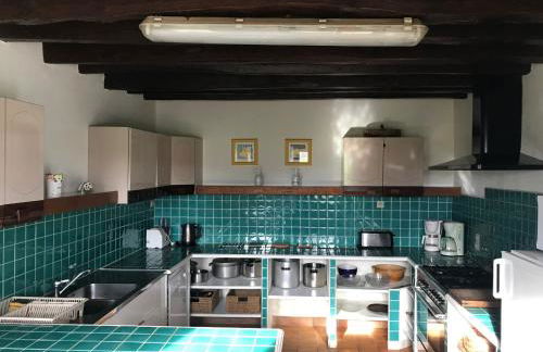 Longère rénovée proche du Mans avec jardin et salle de jeux - FR-1-410-248 - Photo 24