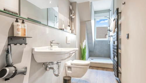 XZLLENZ Modern S-Bahn Smart-TV Küche Parken Wellbeing - Foto 5, towels, Shower