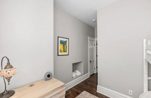 Walk to Forest Park Euclid Fire Pit Porch Swing - Foto 33