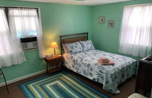 Break Side Studio #5 apts - Photo 1