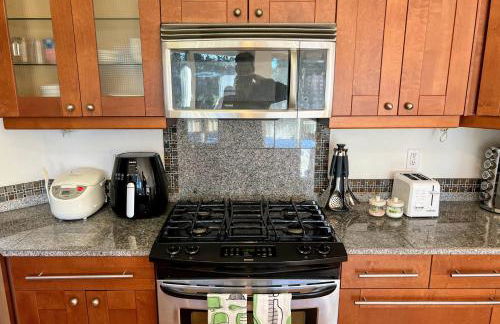 Contemporary House with Ocean View Decks - Foto 15