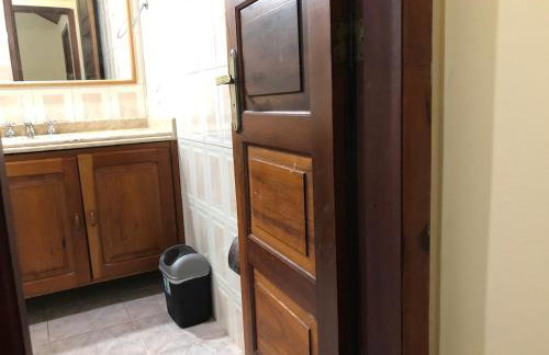 Casa com piscina e churrasqueira • Cabo Frio Ogiva - Foto 37