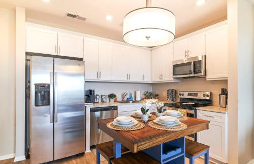 Luxury 2BD 2BA, BRAND NEW/PETS/CLOSE TO EVERYTHING/BOHO+COZY VIBES - Foto 19