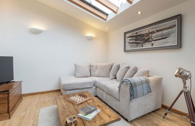 Coach House - Lovely Home in Cheltenham - Photo 48