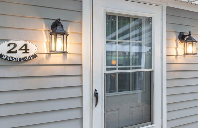 Cozy Colchester Cabin near Lake by RedAwning - Foto 40