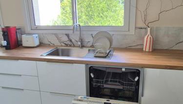 Beautiful apartment, beautiful view, quiet, 6min walk from metro1 and 20min from LOUVRE - Foto 4