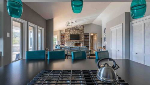 Massive 4 bedroom home Sleeps 19 - Foto 2