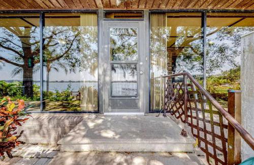 Charming Lakefront Home Hot Tub - Foto 2