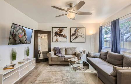 NEW - 6br home in Oceanside w Games BBQ Outdoor Seating - Photo 3