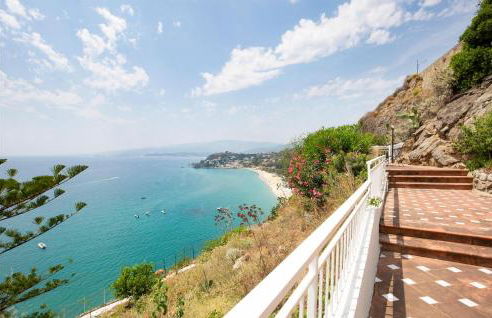 Amazing Home In Staletti With Wifi - Foto 27