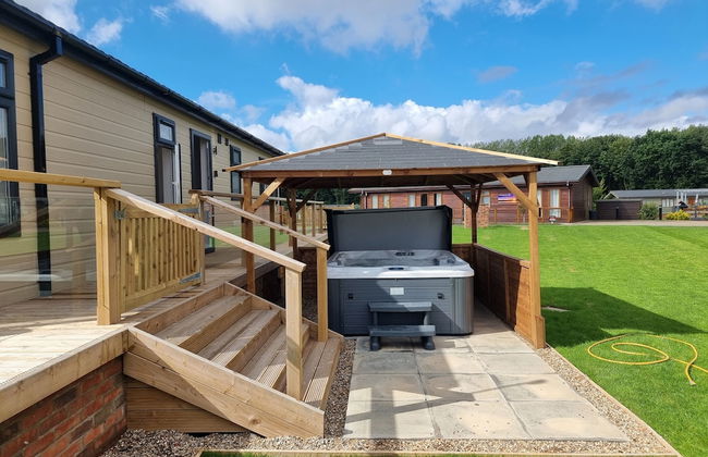 Luxury 2-bed Lodge in Routh, Hottub & Pet Friendly - Foto 1