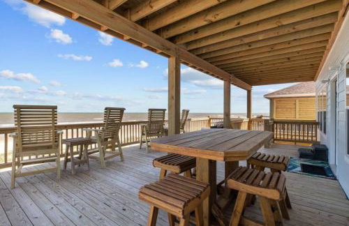 Beachfront oasis! Hot tub, gameroom, double deck!! - Foto 11