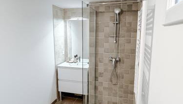 Aya - Renovated air-conditioned duplex with garden - Photo 4