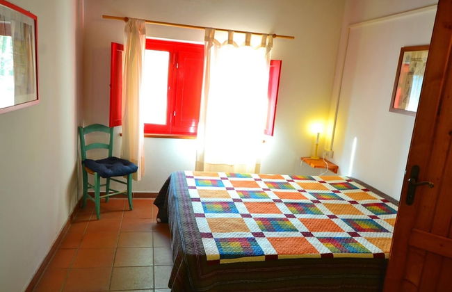 Bright Holiday Home in San Marcello with Pool near Meadows - Photo 4