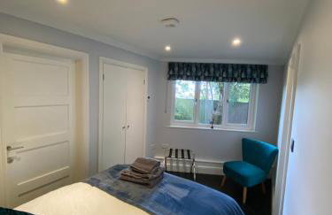 Thistle Lodge - Quiet Garden lodge with off road parking - Foto 6