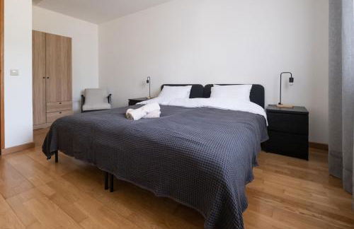 Luxe villa for 8 - Private Pool -AC -BBQ Area - Patio - 160Mbps - Olives - Palm - vineyard - Foto 27