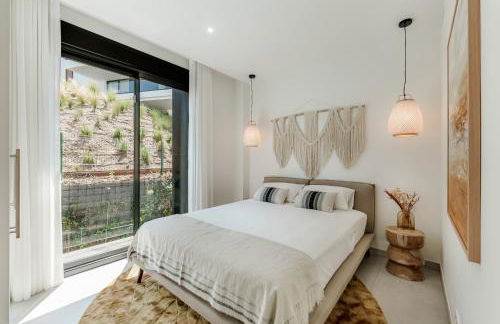 Villa Vida - Luxury Panorama Seaview Penthouse in Organic-Boho Design with Pool, Gym, Spa - Photo 23