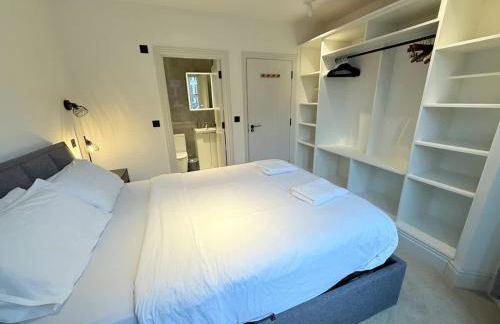 Super Modern Ground floor Flat near City centre - Foto 11