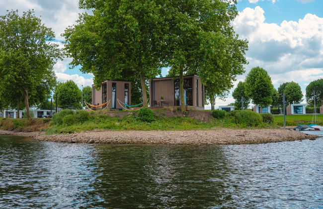 Tiny River House - Foto 1