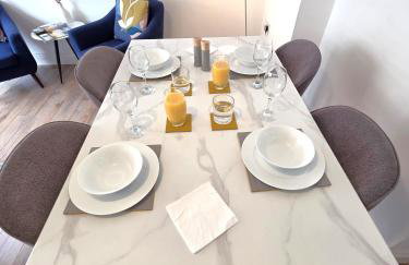 Modern One Bed Flat at Dawe Luxury Suites - An Entire Apartment near Ely Cathedral & Train Station - The Perfect Gateway to Explore Ely, Cambridge, Norfolk & London - Sleeps up to 4 - Photo 7