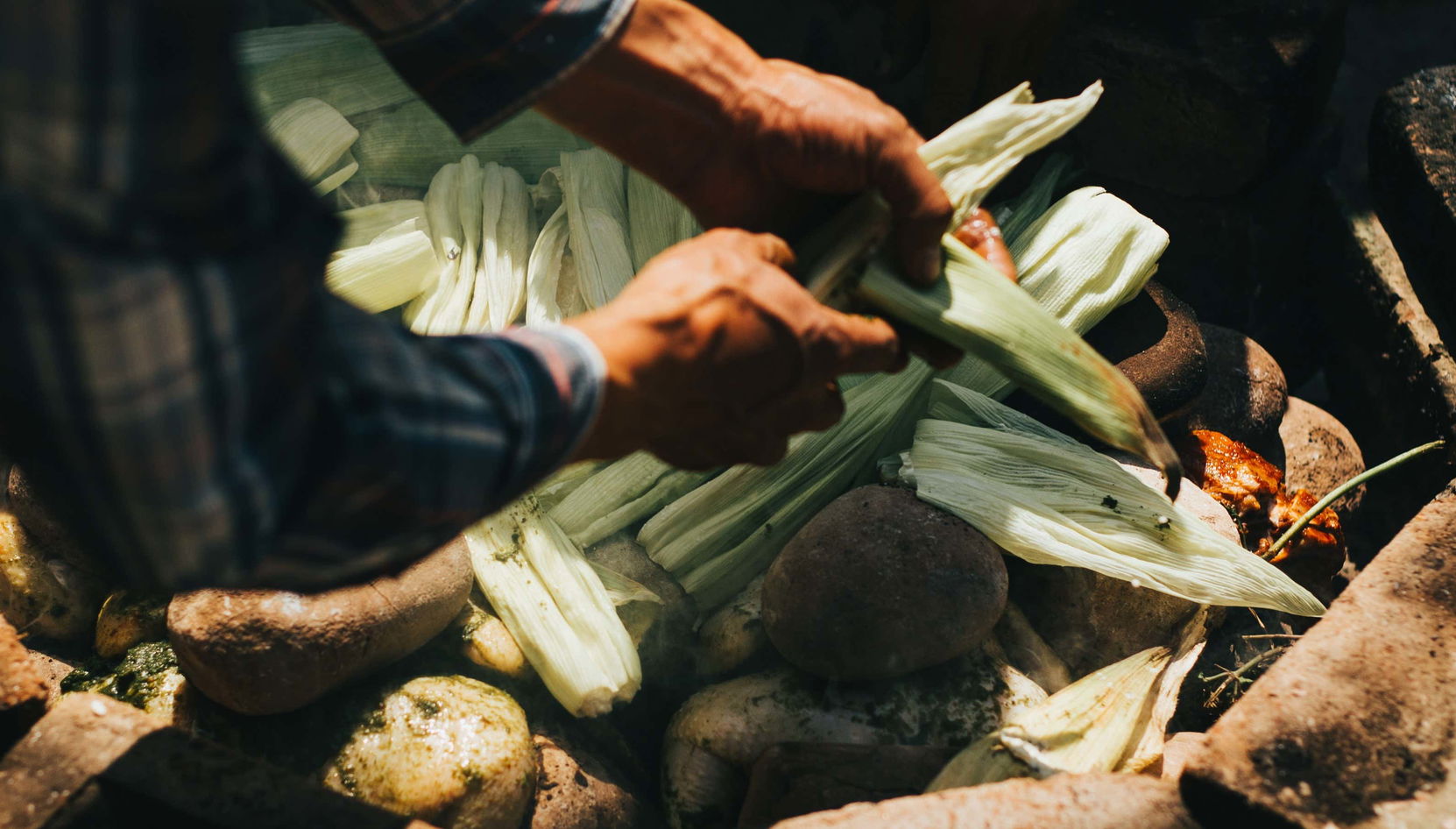 Demostración de elaboración de pachamanca con degustación
