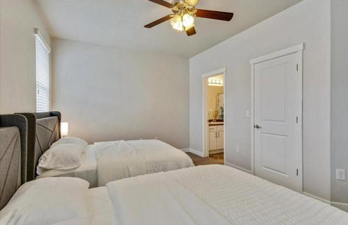 Modern W Pool, Gym, HotTub, Golf, Pet Friendly - Foto 19