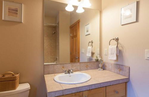 River Scene 30 Day Minimum - Foto 16