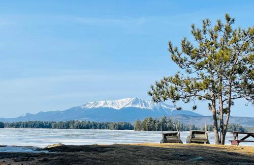 All Season Fun and Cozy Home in Island Falls, ME - Foto 19