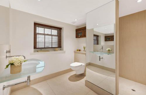 Knightsbridge Townhouse Private Terrace & Harrods - Foto 8
