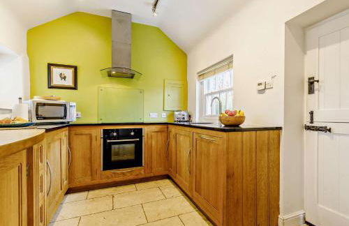 2 Bed in Ashford in the Water 82117 - Foto 4