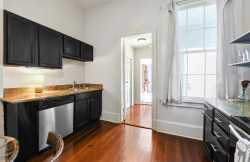 Montgomery Apartments on Magazine Street - Foto 63