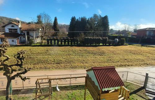 Family 3-Bedroom Apartment near MXP & Lake Maggiore - Parking - Foto 48