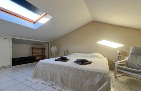 2 Bedroom Lovely Home In Saint André De Roquepe - Foto 17
