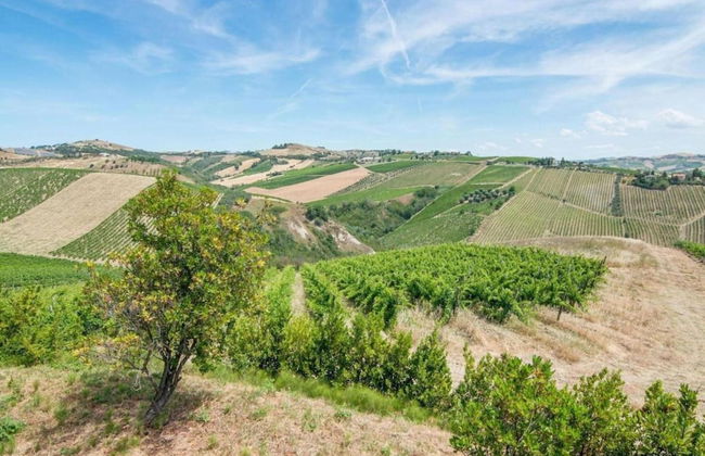 Serene Apartment in Ascoli Piceno with Hot Tub - Foto 36