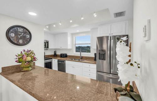 Gorgeous Inside - Stunning Resort Views - Foto 15