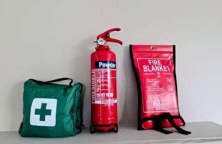 Modern 3 Bed House with Parking for Families and Contractors - Foto 26