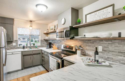 Updated Duplex Home Less Than 1 Mi to Downtown Enumclaw! - Foto 2