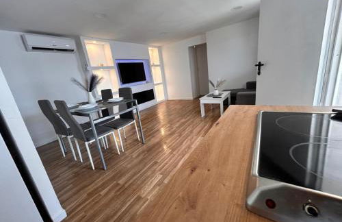 Chalet con piscina - Photo 2