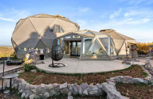 The KingDome - A Unique, Royal Experience with Hot Tub, Rooftop and Views - Foto 56