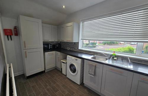 Spacious 3bedroom Apartment-Short and Long Stays-Contractors and Families - Foto 36