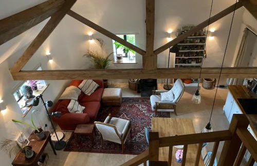 Listed stable conversion - Foto 1