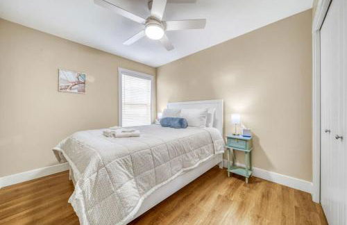 Spacious Dog-Friendly Getaway with Year-Round Pool & Hot Tub - Foto 30