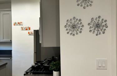 2 Bedroom Apartments Near Downtown LA and Dodger Stadium Sleeps 4 to 8 - Foto 27