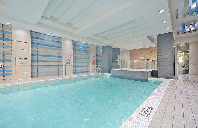 Sarkar Suites - 330 Burnhamthorpe Road - Photo 1