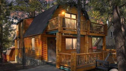 Ivvy Bear Lodge - Charming log cabin with Hot tub! Short walk to Village! - Foto 1