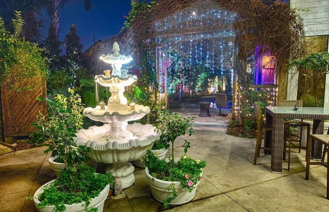 Charming Chateau Oasis in NOLA's Heart by YouRent - Foto 52